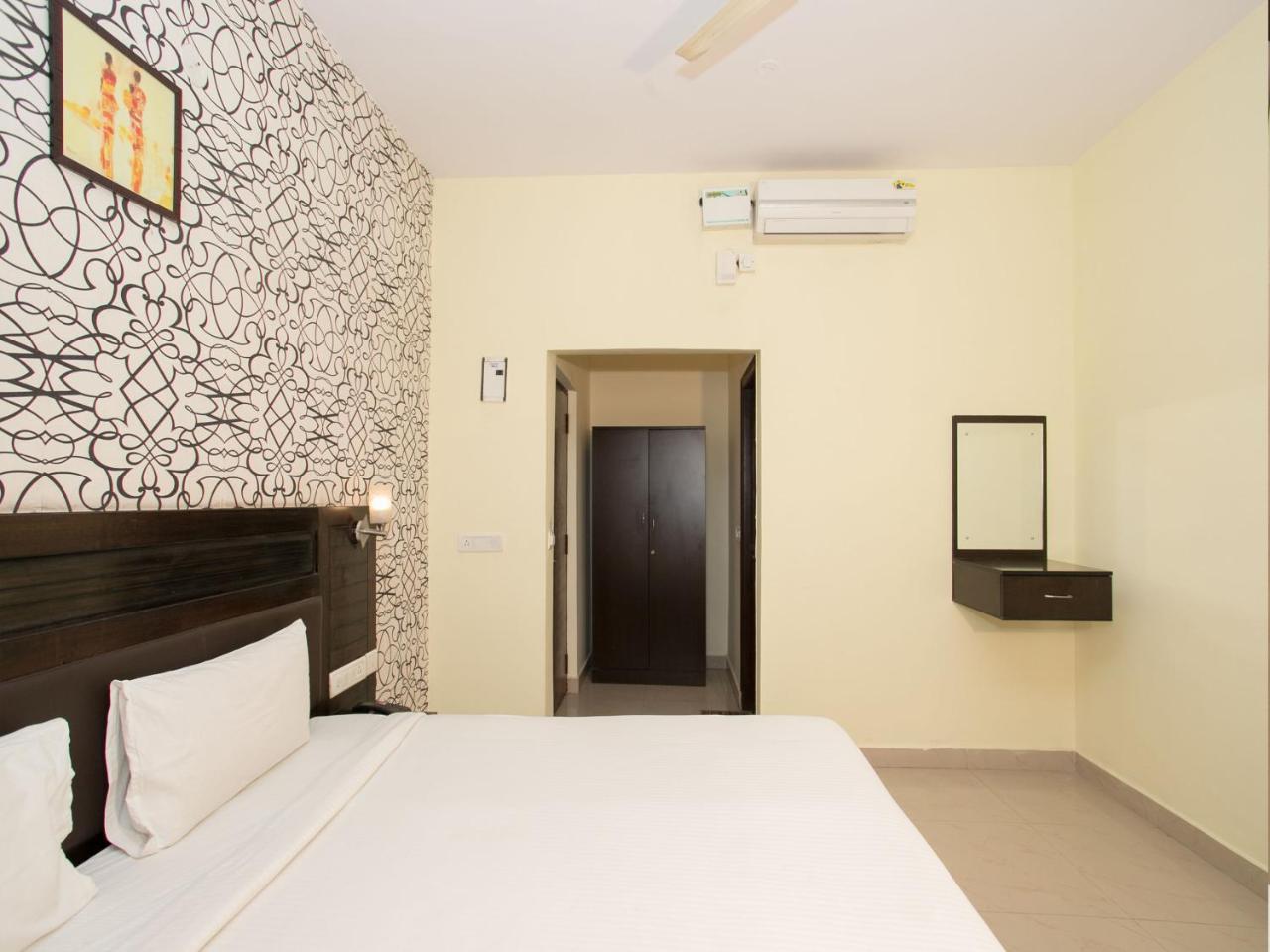 Oyo 10378 Hotel Hibiscus Mayflower バンガロール エクステリア 写真